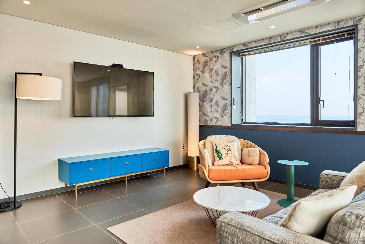 Brown Dot Hotel Songjung Busan Exterior photo