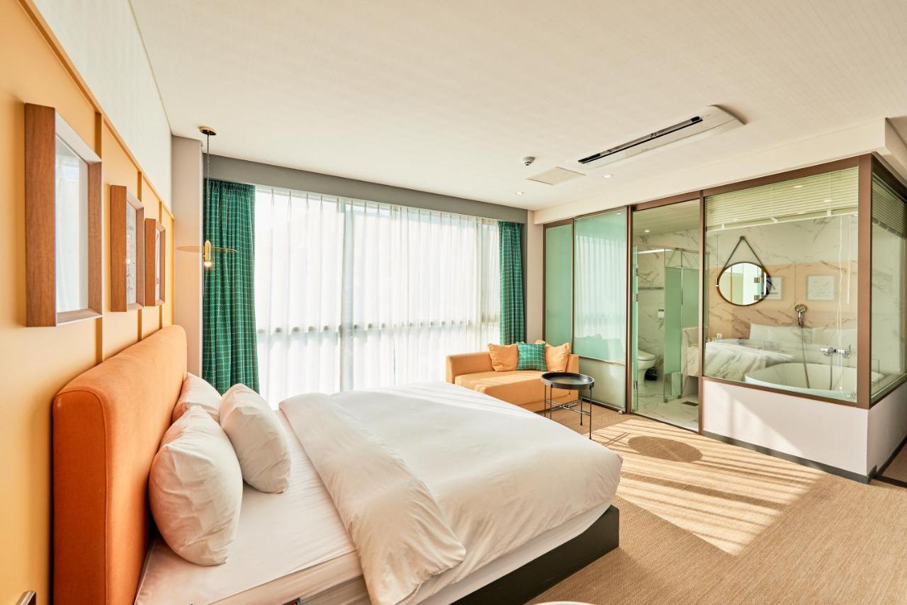 Brown Dot Hotel Songjung Busan Exterior photo