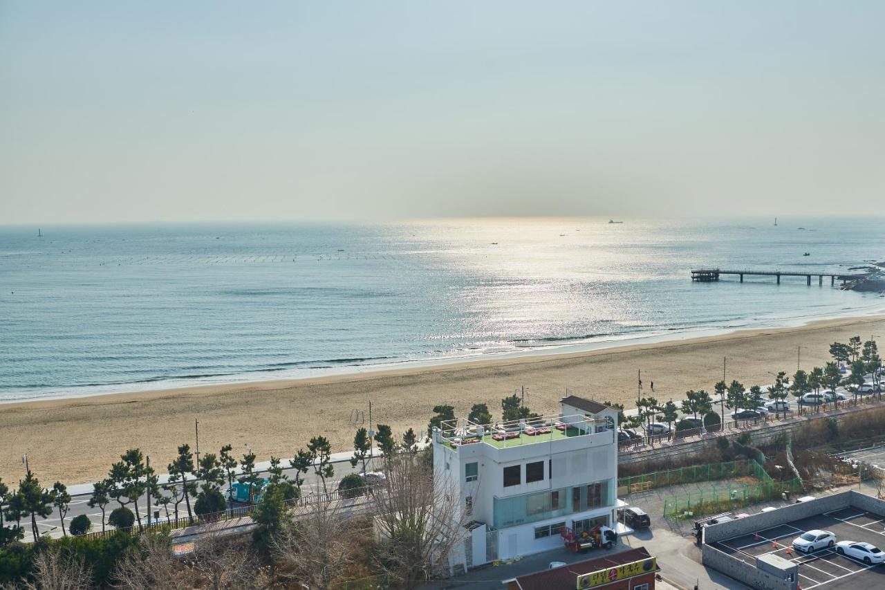 Brown Dot Hotel Songjung Busan Exterior photo